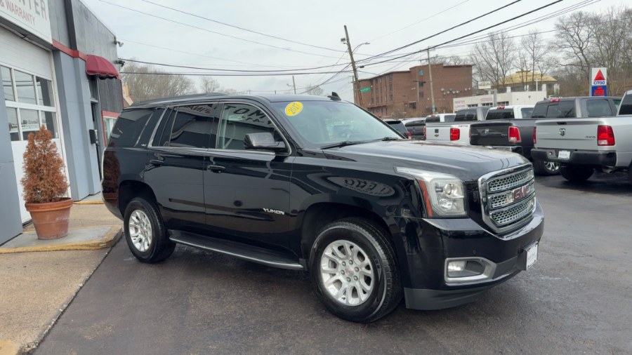 2017 GMC Yukon 4WD 4dr SLT photo