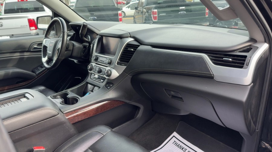 2017 GMC Yukon 4WD 4dr SLT photo