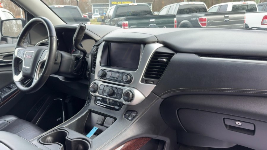 2017 GMC Yukon 4WD 4dr SLT photo