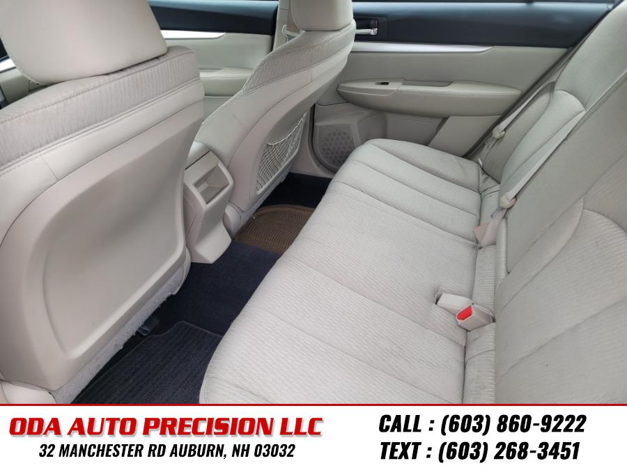 2010 Subaru Legacy 2.5i photo
