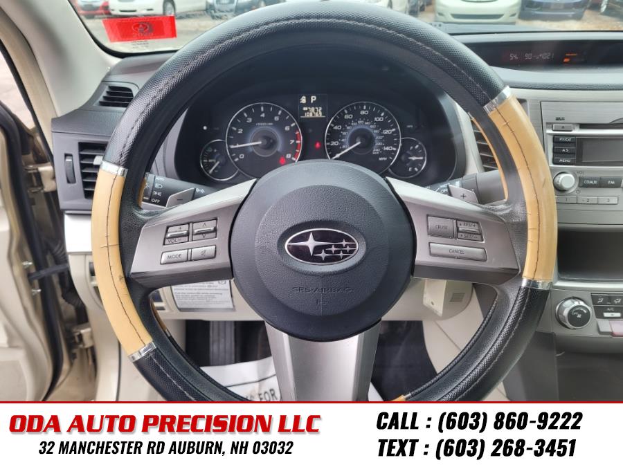 2010 Subaru Legacy 2.5i photo