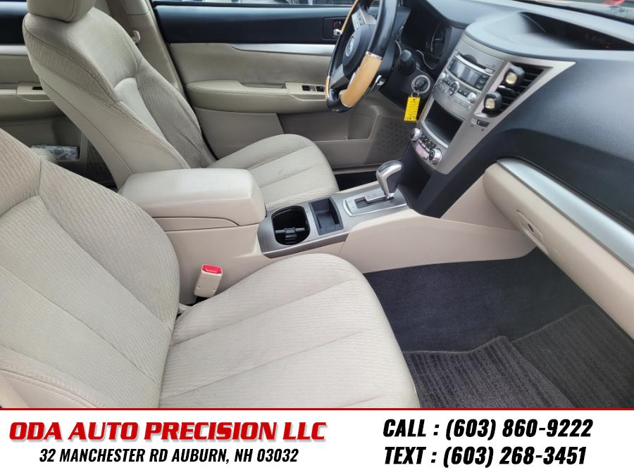2010 Subaru Legacy 2.5i photo