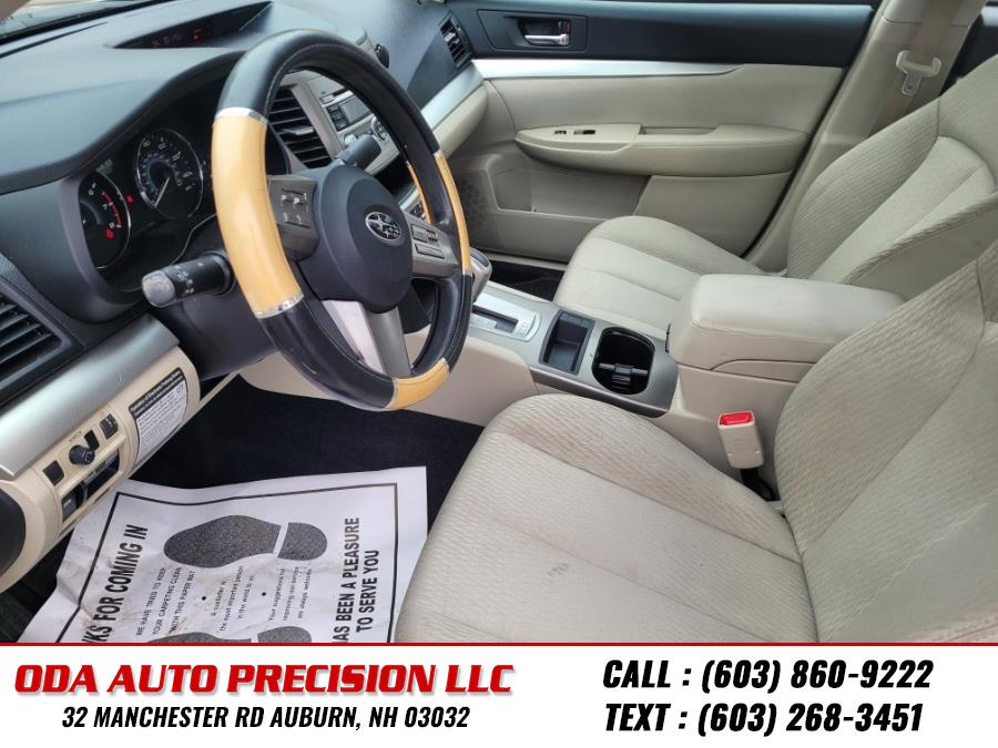2010 Subaru Legacy 2.5i photo