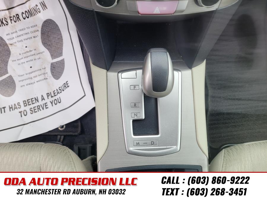 2010 Subaru Legacy 2.5i photo