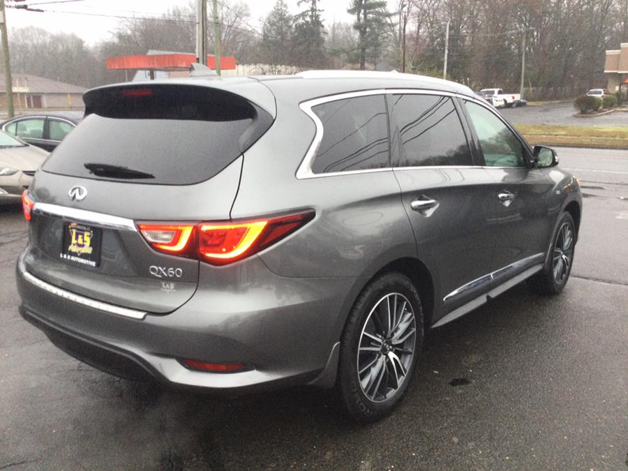 2018 Infiniti QX60 AWD photo