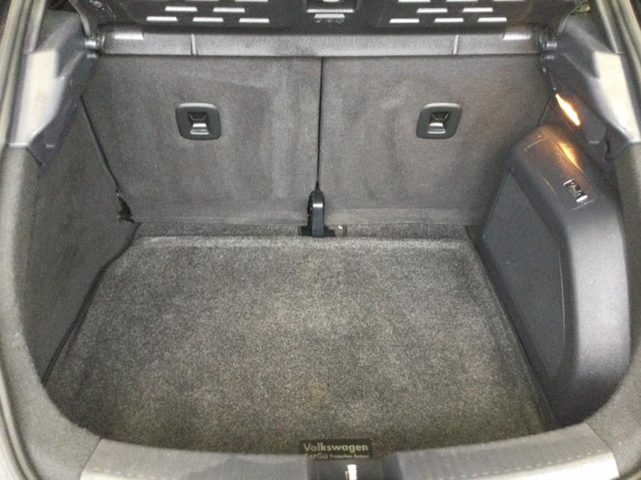 2013 Volkswagen Beetle Turbo PZEV photo