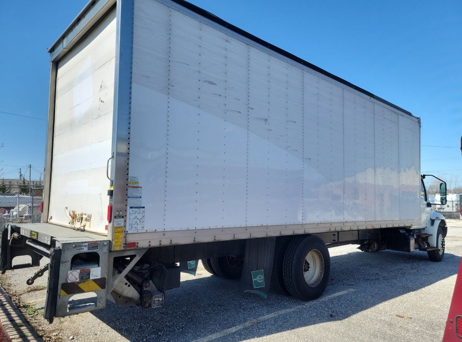 2021 International MV 26FT BOX TRUCK LIFT GATE NON C photo