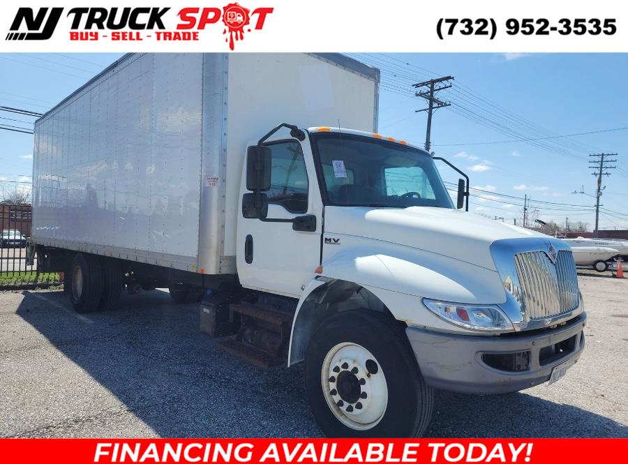 2021 International MV 26FT BOX TRUCK LIFT GATE NON C photo