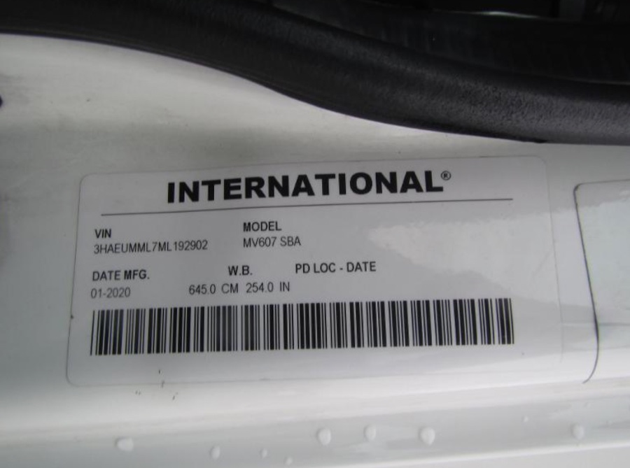 2021 International MV 26FT BOX TRUCK LIFT GATE NON C photo