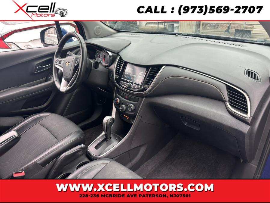 2017 Chevrolet Trax AWD 4dr LT photo