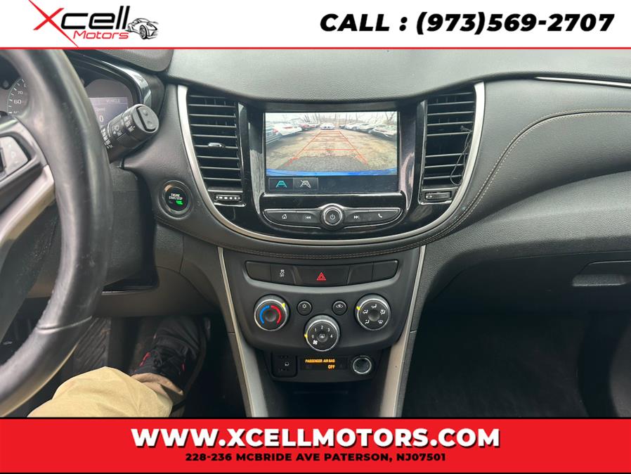 2017 Chevrolet Trax AWD 4dr LT photo