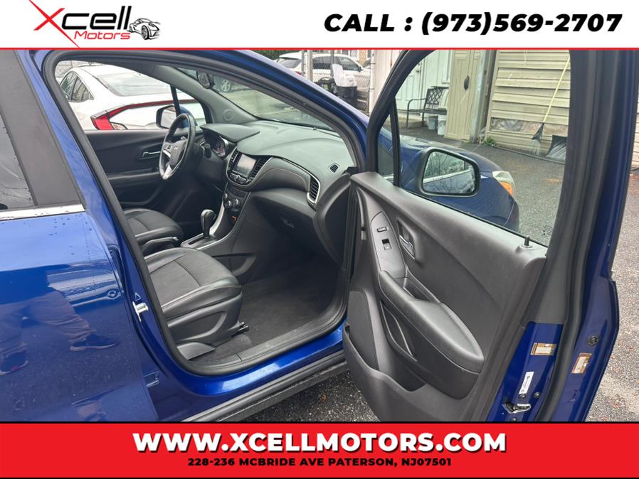 2017 Chevrolet Trax AWD 4dr LT photo