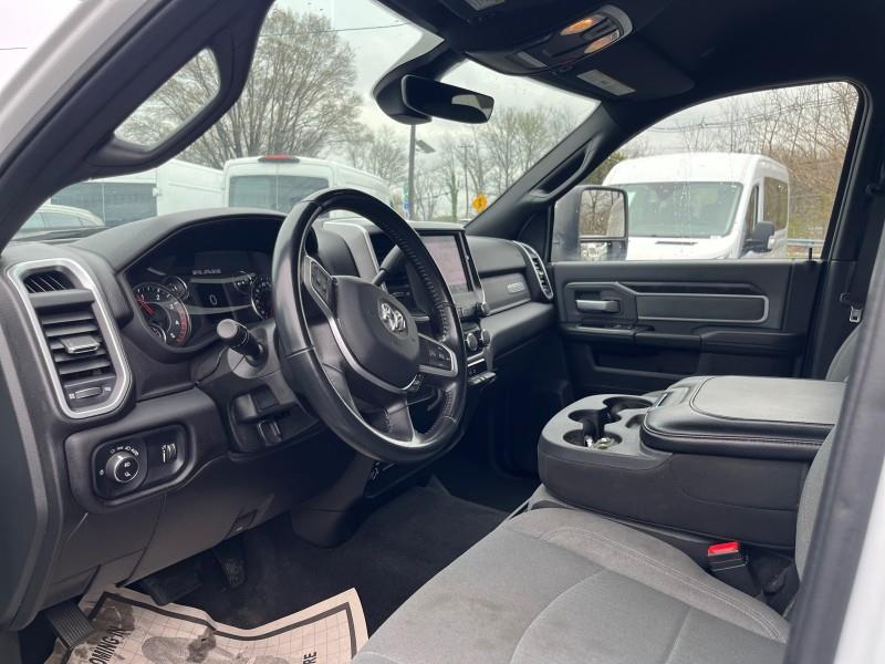 2023 RAM 3500 Big Horn 4X4 Crew Cab 8 Box photo