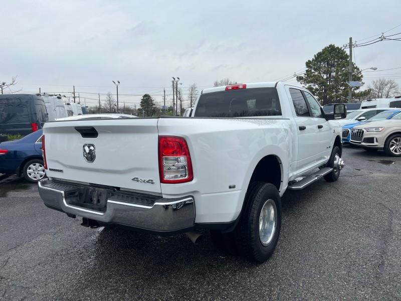 2023 RAM 3500 Big Horn 4X4 Crew Cab 8 Box photo