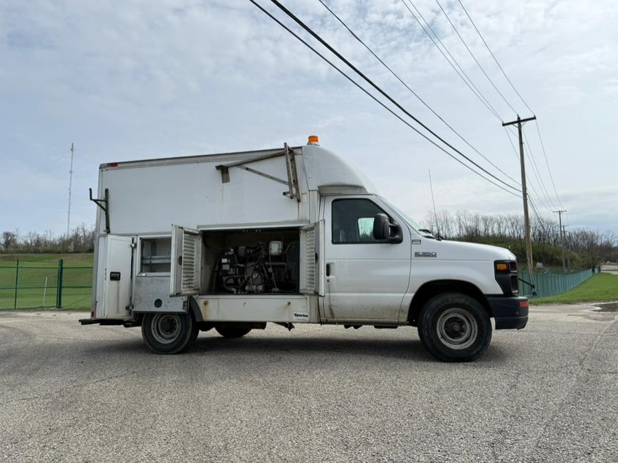2008 Ford Econoline Commercial Cutaway E-350 Super Duty 158
