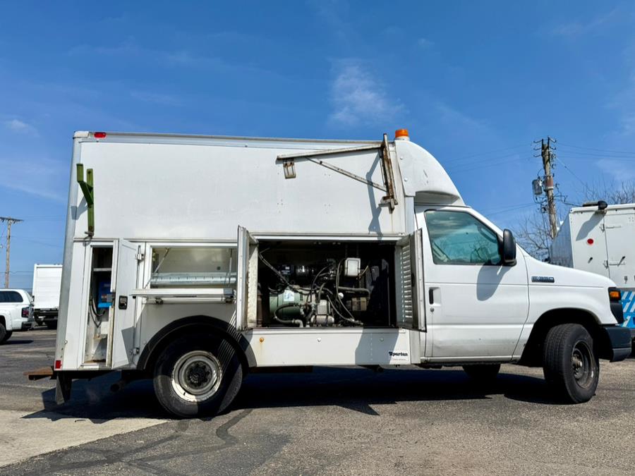 2008 Ford Econoline Commercial Cutaway E-350 Super Duty 158