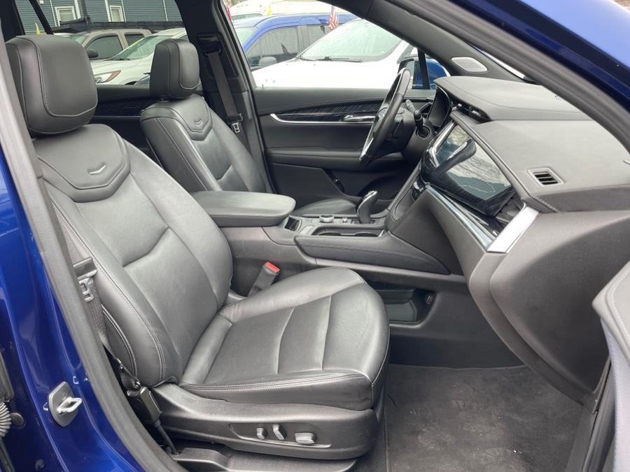 2023 Cadillac XT6 AWD 4dr Premium Luxury photo