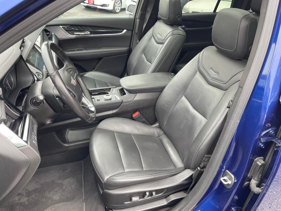 2023 Cadillac XT6 AWD 4dr Premium Luxury photo