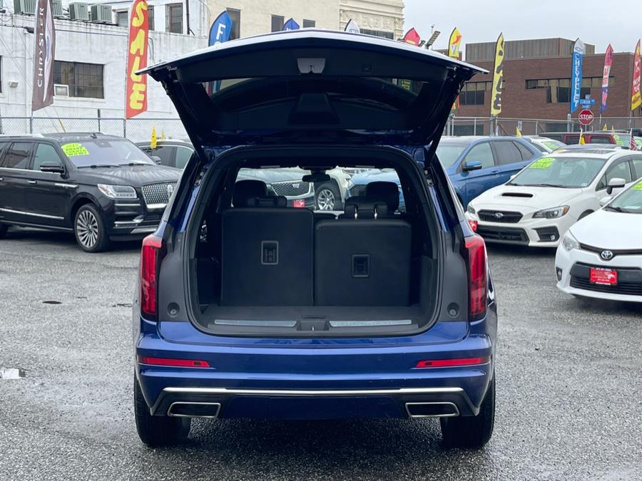 2023 Cadillac XT6 AWD 4dr Premium Luxury photo