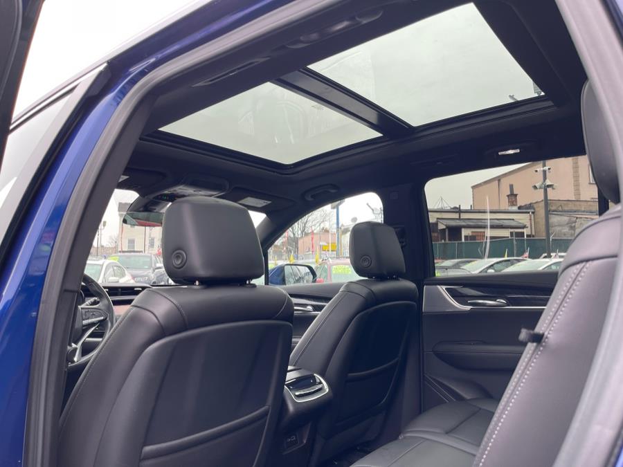 2023 Cadillac XT6 AWD 4dr Premium Luxury photo