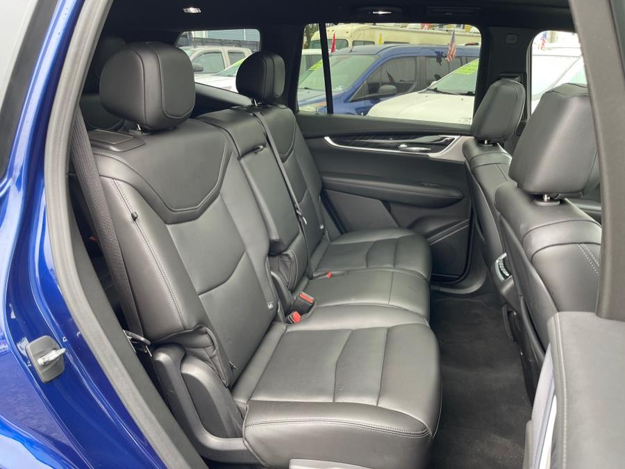 2023 Cadillac XT6 AWD 4dr Premium Luxury photo