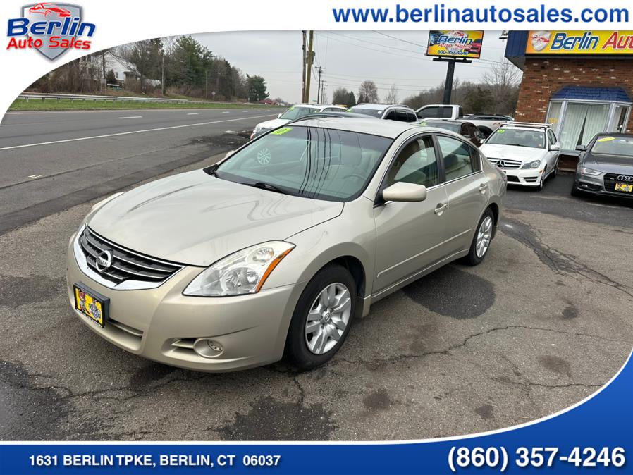 2010 Nissan Altima 2.5 photo