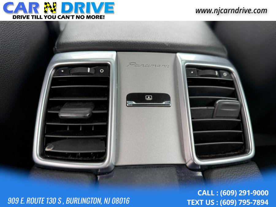 2011 Porsche Panamera photo