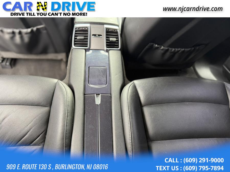 2011 Porsche Panamera 4S photo