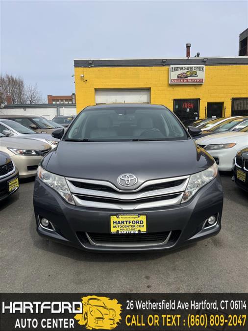 2014 Toyota Venza LE photo