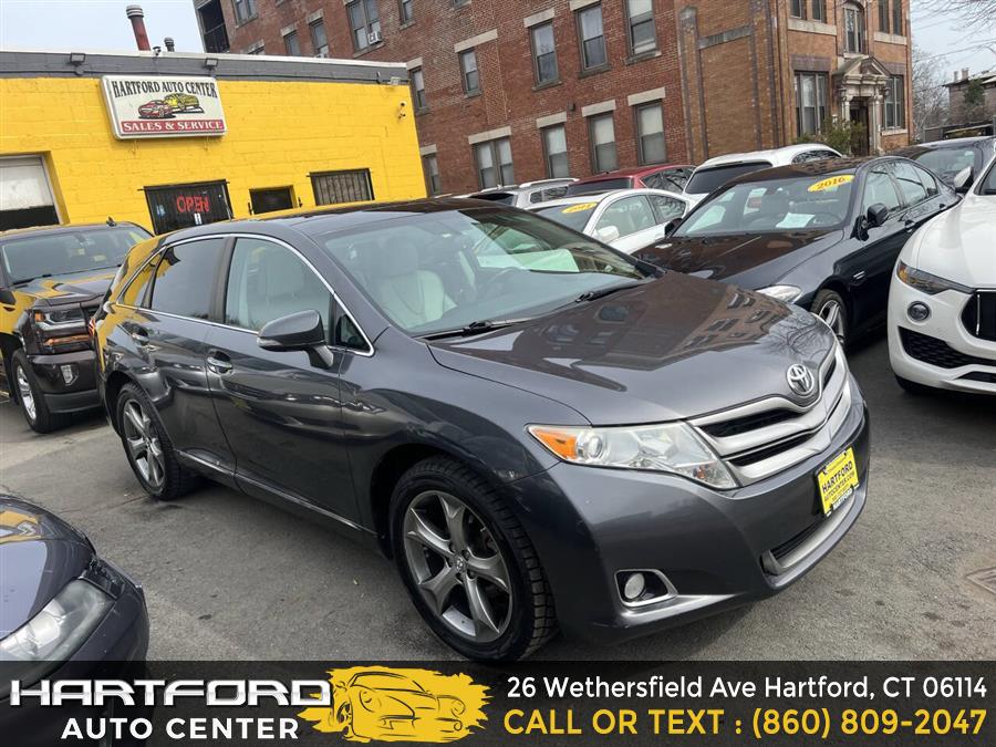 2014 Toyota Venza LE photo
