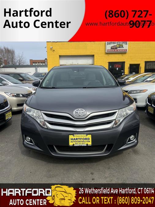2014 Toyota Venza LE photo