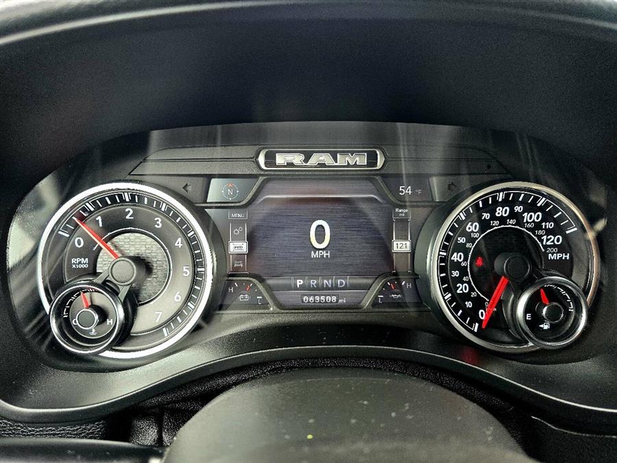 2019 RAM 1500 Laramie 4x4 Crew Cab 5'7