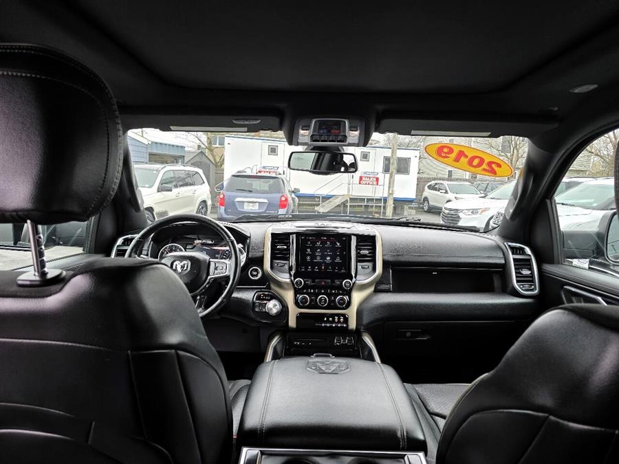 2019 RAM 1500 Laramie 4x4 Crew Cab 5'7