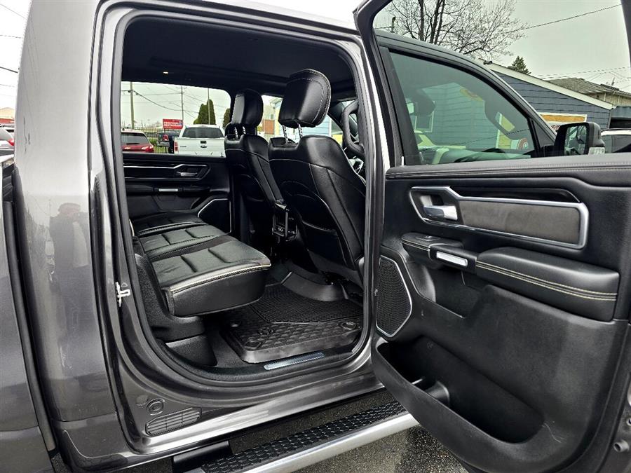 2019 RAM 1500 Laramie 4x4 Crew Cab 5'7