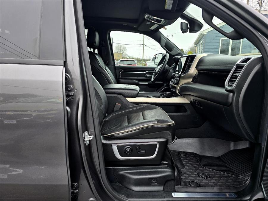 2019 RAM 1500 Laramie 4x4 Crew Cab 5'7