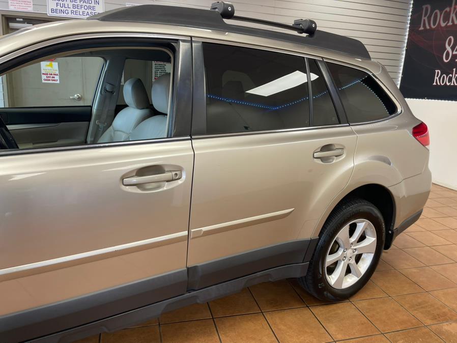 2014 Subaru Outback 2.5i Premium photo