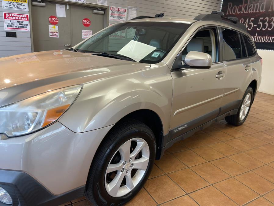 2014 Subaru Outback 2.5i Premium photo