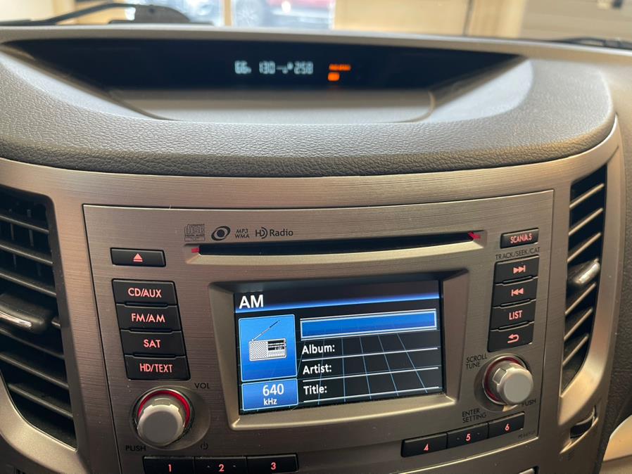 2014 Subaru Outback 2.5i Premium photo