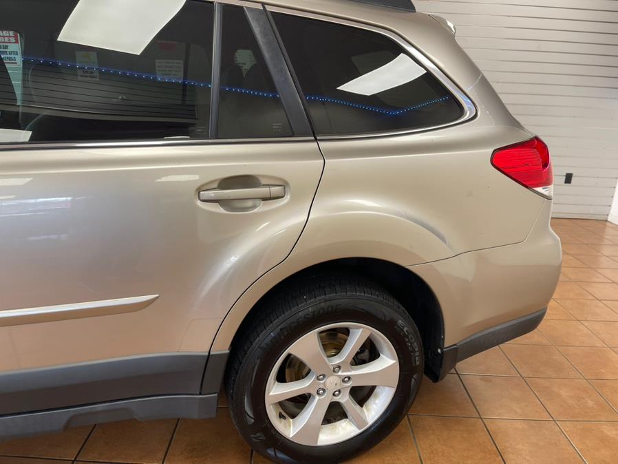 2014 Subaru Outback 2.5i Premium photo