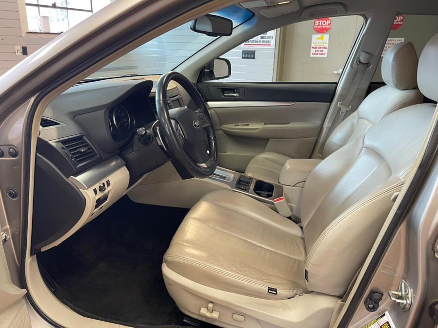 2014 Subaru Outback 2.5i Premium photo