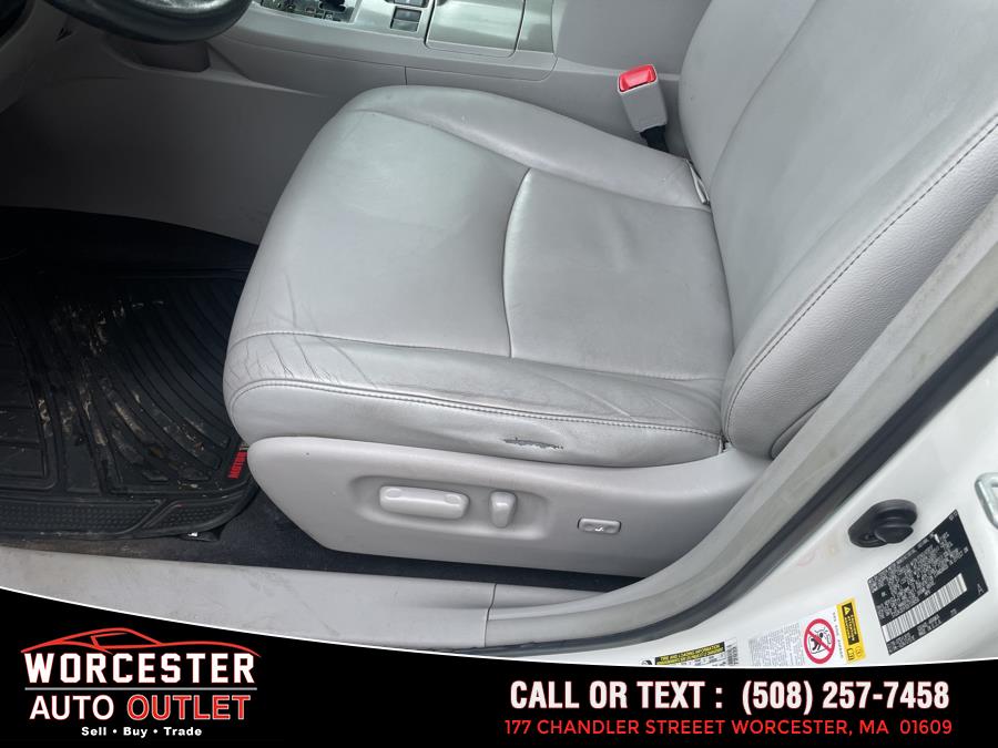 2013 Toyota Highlander photo