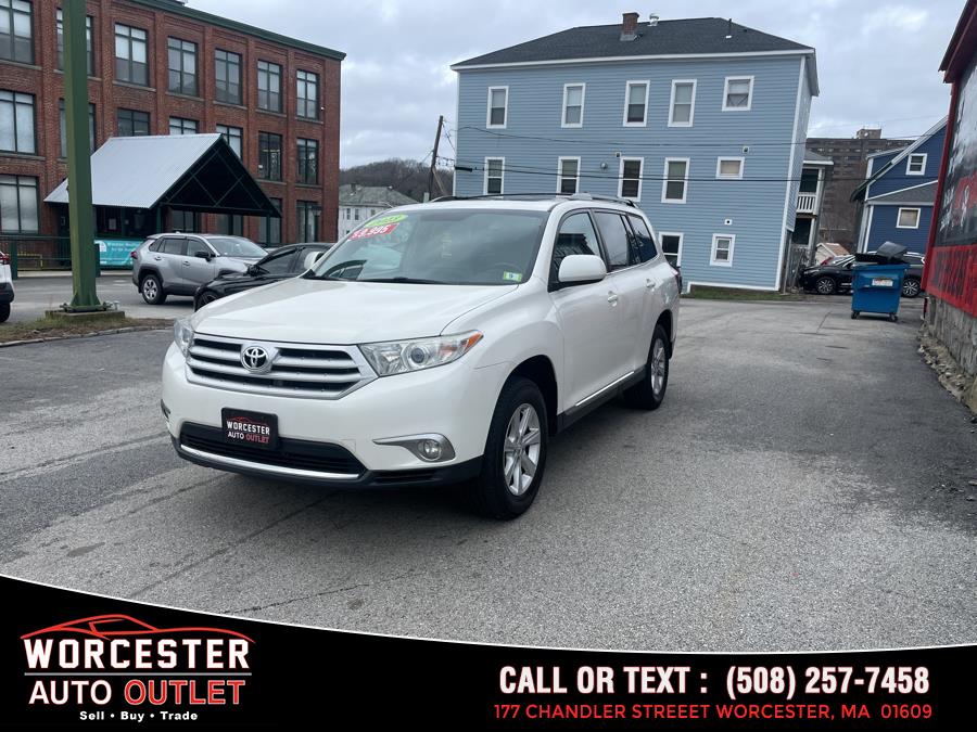 2013 Toyota Highlander photo