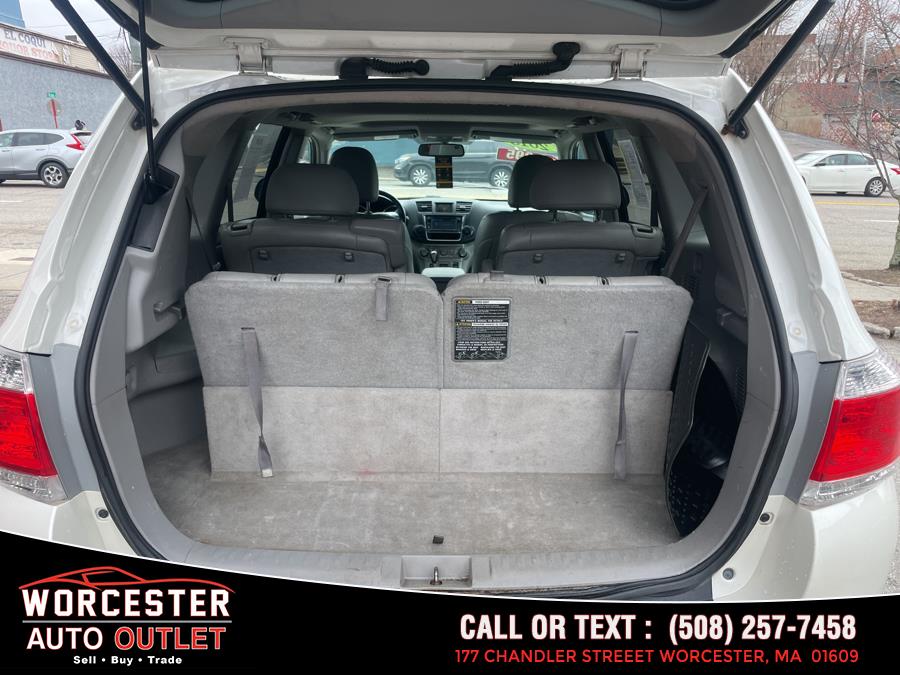 2013 Toyota Highlander photo