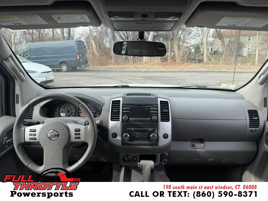 2014 Nissan Frontier S photo