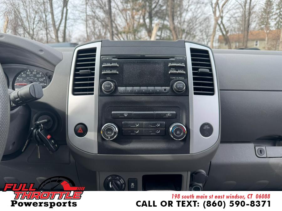 2014 Nissan Frontier S photo
