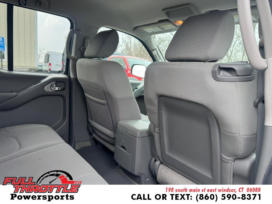 2014 Nissan Frontier S photo