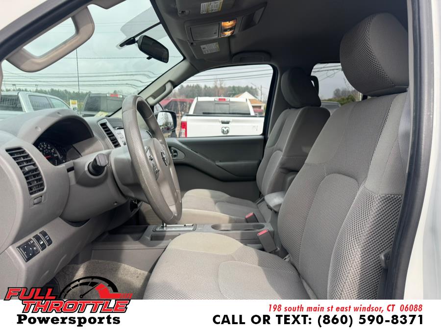 2014 Nissan Frontier S photo