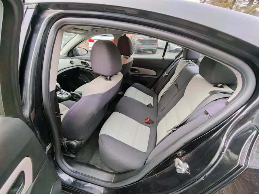 2014 Chevrolet Cruze LS Auto photo