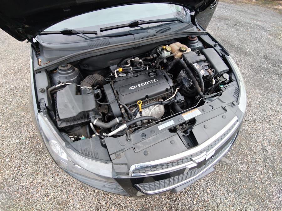 2014 Chevrolet Cruze LS Auto photo