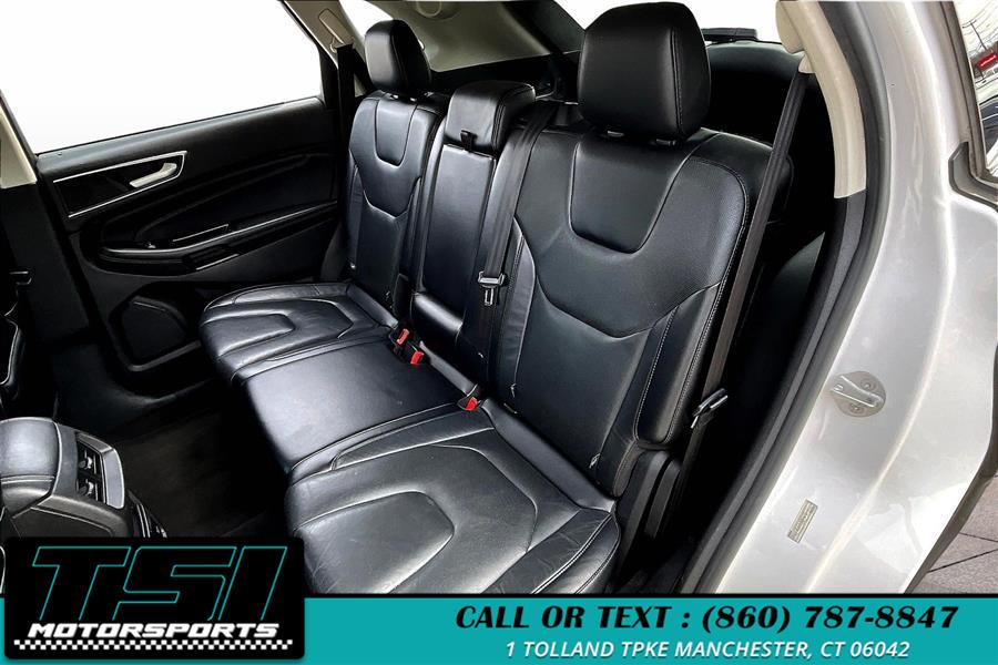 2015 Ford Edge 4dr Titanium AWD photo